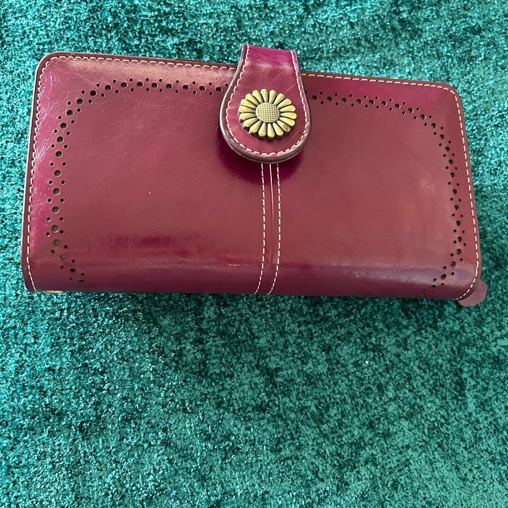 Elegant Burgundy Leather Wallet
